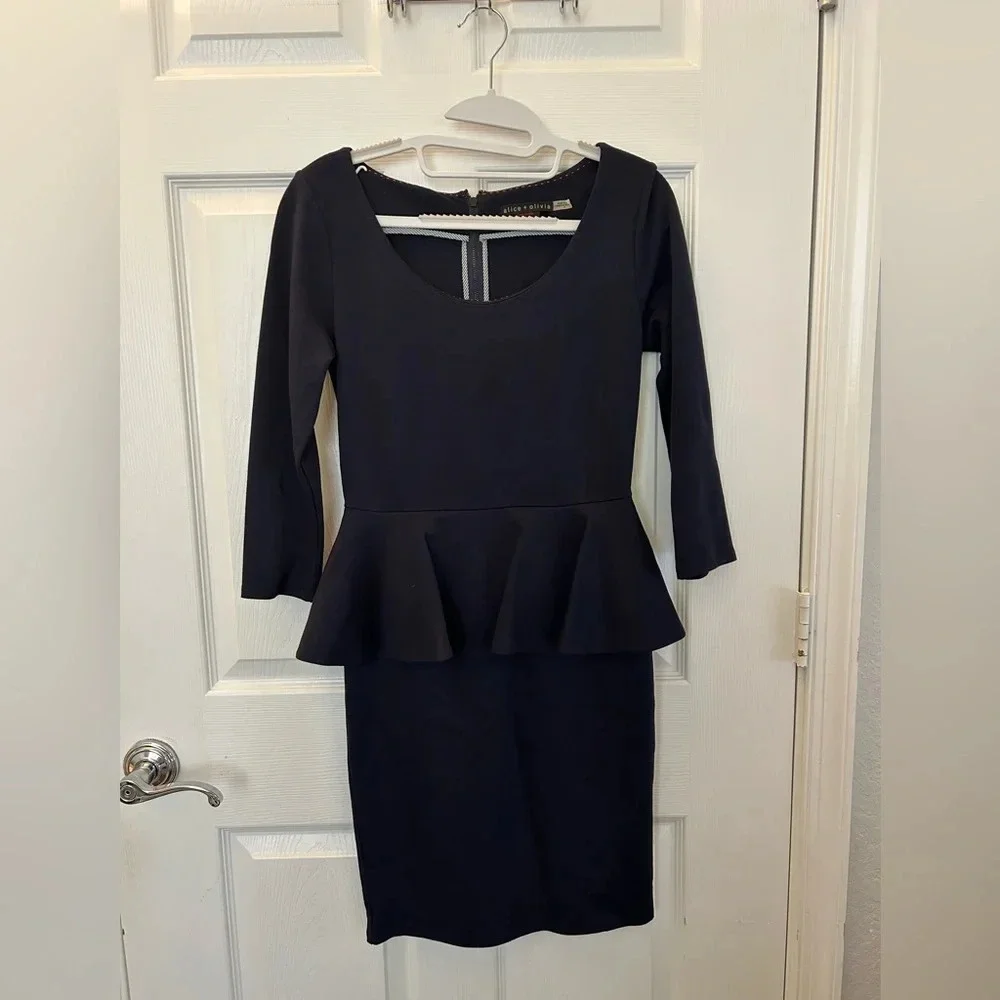 Alice + Olivia Navy Peplum Sheath Dress, stretch, comfy